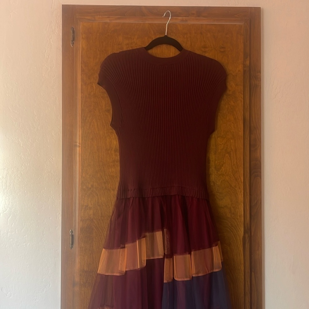 Gracia Party Evening Dress L NWT
P0690